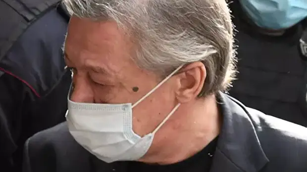 Ефремов отказался в суде от услуг адвоката по назначению