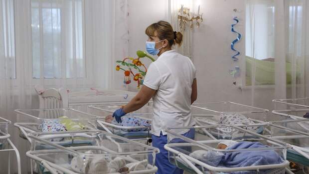 "Сколько стоит ваш ребенок?" Украинки рожают детей для европейцев