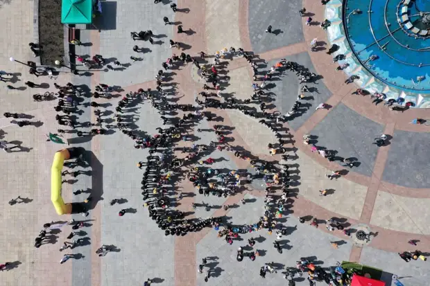 Во Владивостоке фестивалем отметили юбилей нацпарка "Земля леопарда"