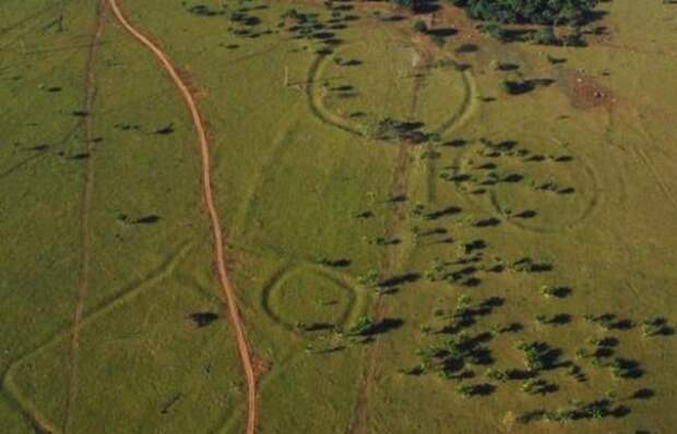 Обнаруженые с помощью дрона древние геоглифы в Амазонии.