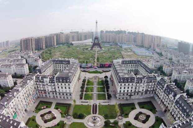 Оказывается, в Китае есть свой...Париж. /Фото: onetwotrip.com