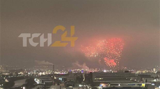 Праздничный салют в честь Дня защитника Отечества прогремел в Туле