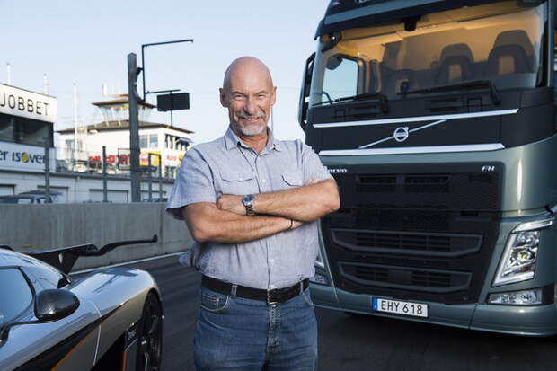 Джефф Берд, руководитель тест-драйвами для прессы компании Volvo Trucks
