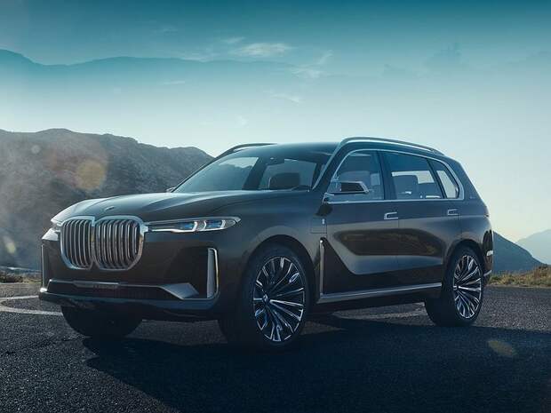 BMW везет в Россию два новых кроссовера