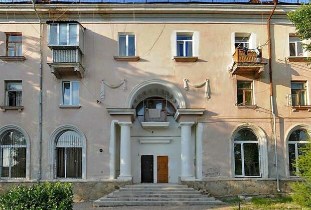 Адмирала Макарова, Севастополь, жилой дом архитектура, интересное, история, пленные, стройка, фашисты