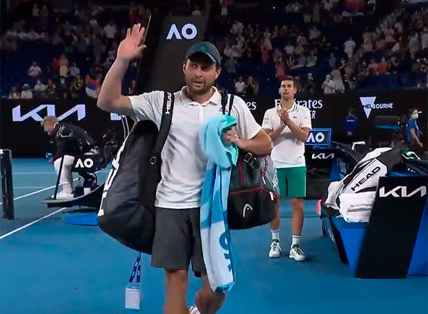 Пресс-служба Australian Open: «Арсен, никогда не забудем!» Джокович тоже впечатлен силой побежденного в полуфинале российского квалифая-дебютанта