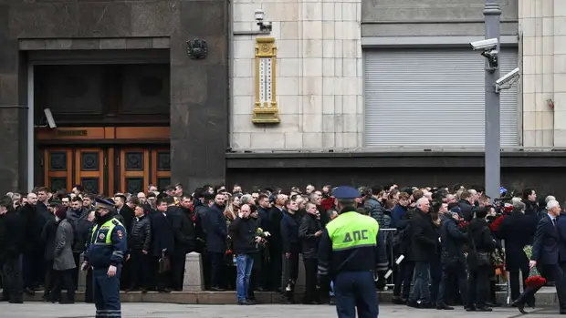 ВЦИОМ: уровень доверия к Жириновскому перед его смертью вырос до 49,1%