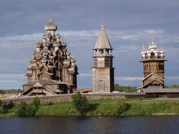 Музей заповедник Кижи: уникальная модель архитектуры Карелии (Россия)