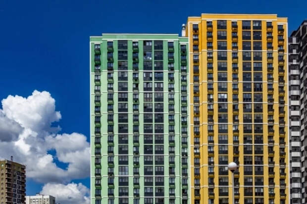 Эксперт Барсуков раскрыл, почему в РФ перестали вкладываться в новостройки