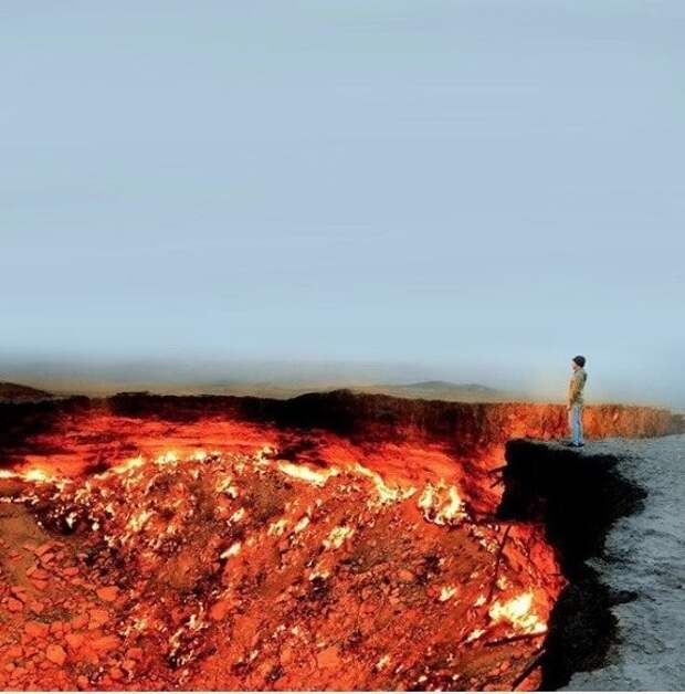 3. Дарваза — газовый кратер, который горит с 1971 года. Второе (и более подходящее название этого места) — «Врата ада» без фотошопа, в мире, красота, природа, фото, явление