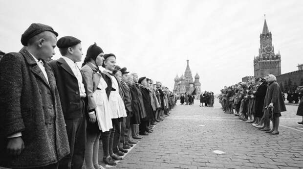 «Всегда вперед, ни шагу назад»: сегодня 94 года пионерской организации