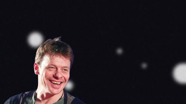 «Это преступление»: почему звезда «Бригады» Павел Майков назвал свой главный успех «клеймом» и как увел жену у крестного своего сына, разрушив дружбу