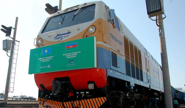 Евросоюз решил строить транспортные коридоры в Среднюю Азию в обход России