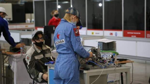 Технологии будущего: как проходит WorldSkills Hi-Tech в Екатеринбурге