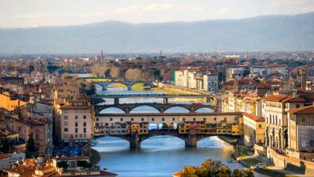 Столица итальянского Возрождения, мировой центр искусства и культуры.