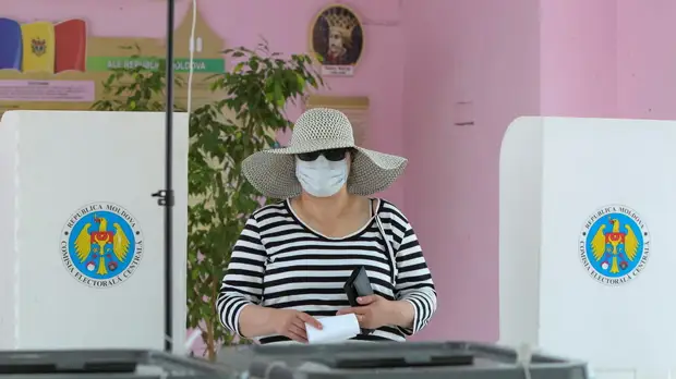 Партия «Действие и солидарность» лидирует на парламентских выборах в Молдавии