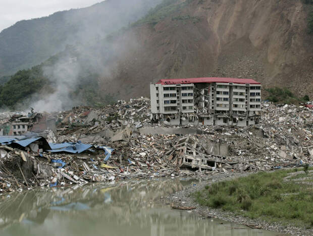 11. Город Бэйчуань в Китае, разрушенный землетрясением города-призраки, заброшенные города, загадки, тайны, фото