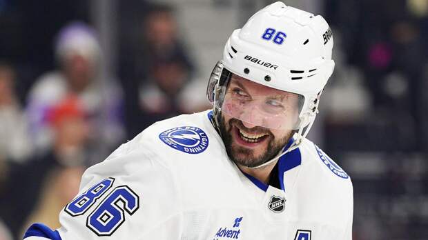 «Думаю, это просто любовь к игре». Кучеров прокомментировал свой выход на первое место в списке бомбардиров НХЛ