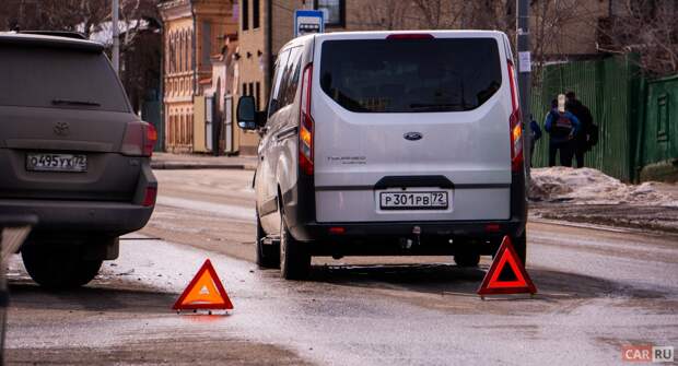 Кто будет виноват, если автомобиль откатился назад и произошло ДТП