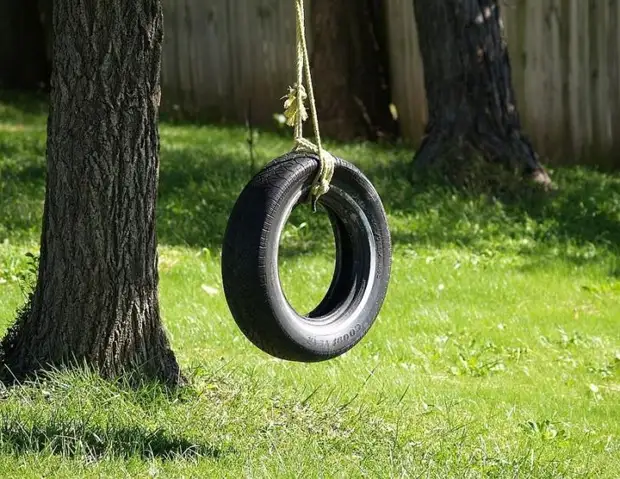 Поделки из шин — интересные и креативные идеи украшения сада и участка