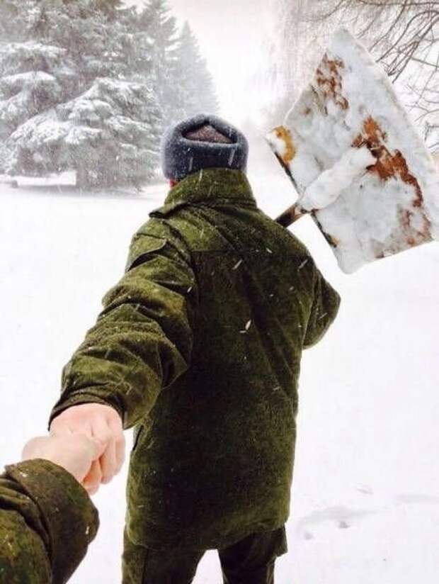 Весёлые пародии на фотопроект "Следуй за мной" (15 фото)