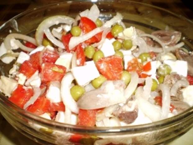 Салат из куриных сердечек - лёгкий и вкусный деликатес