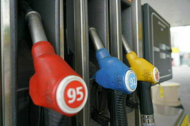 Бензин подорожал за неделю в 46 регионах