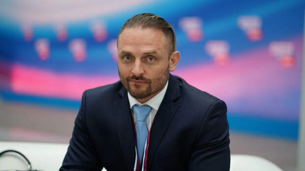 «Жизнь деградировала»: почему Аскольд Запашный развелся после 18 лет брака