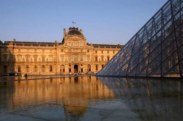 Прекрасный Париж ss 090722 paris 05ss full 990x656 Прекрасный Париж