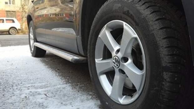 Шины на автомобиле / Фото: amic.ru