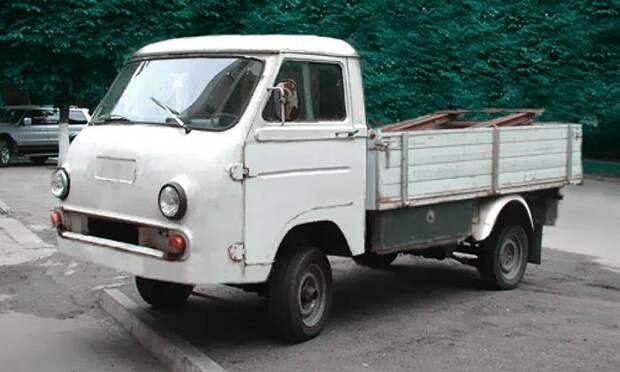Что производил Ереванский автозавод (14 фото)
