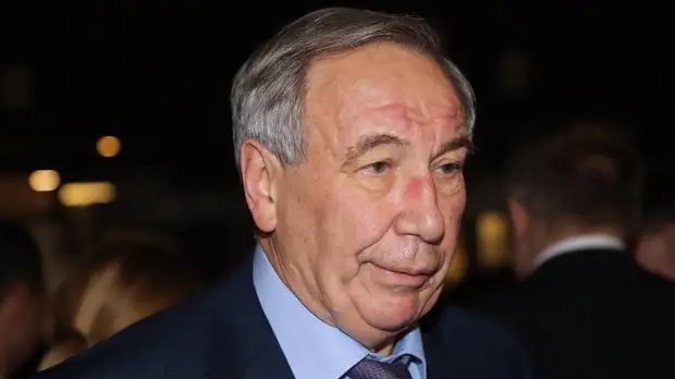 Тарпищев: Медведев всё равно гений, он станет первой ракеткой мира в этом году