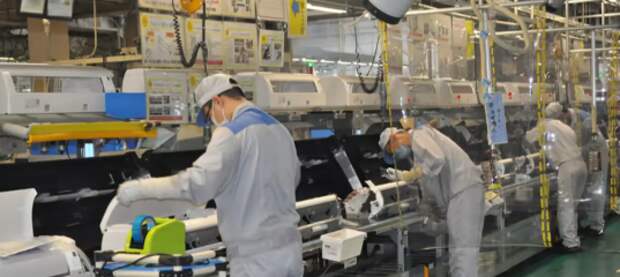 Украинцы стали основной чернорабочей силой в Польше: 67% вакансий — за ними