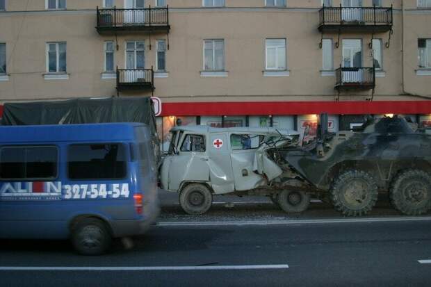 Армия, которую нужно побаиваться Армия, которую нужно побаиваться аварии, военные, дтп, страх, ужас, чтобы помнили