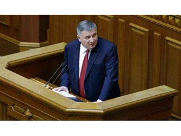 Кто здесь власть. На Украине его не может уволить даже президент