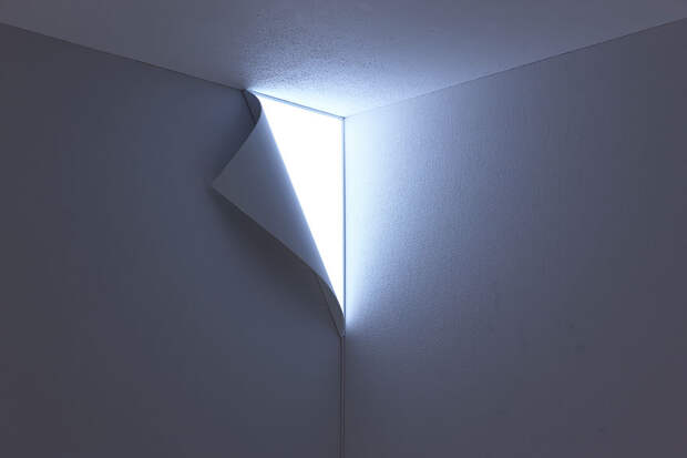 3. Peel Wall Light 1