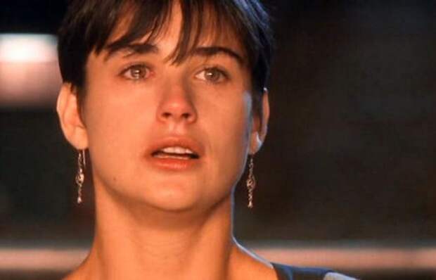 Деми Мур в фильме *Призрак* (*Привидение*), 1990 | Фото: kino-teatr.ru