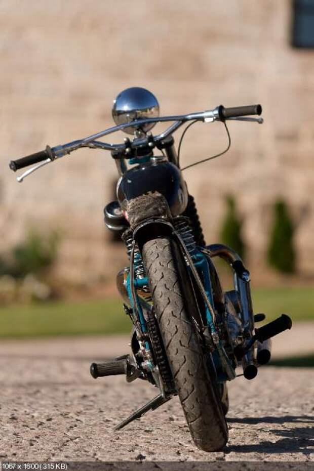 Кастом El Solitario MC Triumph T120R