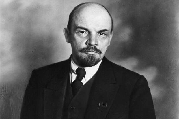 В топ-5 идеальных лидеров из российской истории попали Петр I и Владимир Ленин