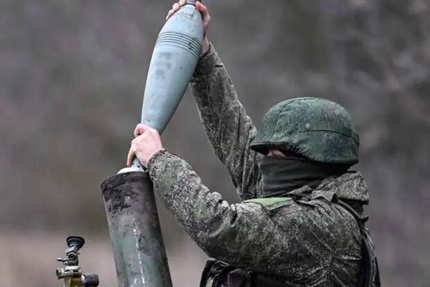 ВС РФ приблизились к селу Хотень к западу от Юнаковки в Сумской области и к