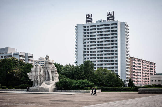i-took-and-smuggled-these-out-of-north-korea-illegal-photos-kim-doesnt-want-you-to-see-23__880