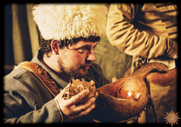 Братина - образ единения, а также один из древнейших сосудов славян.