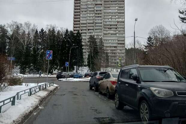 В Силино приведен в порядок асфальт во дворе корпуса 1121 В Силино приведен в порядок асфальт во дворе корпуса 1121
