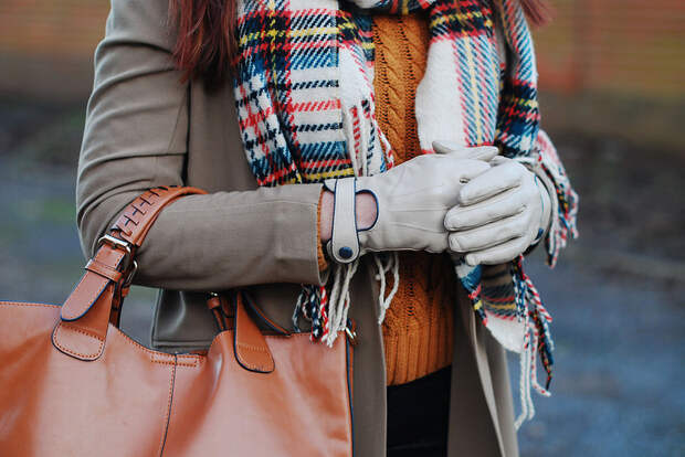 Autumnal tones with an oversized tartan scarf