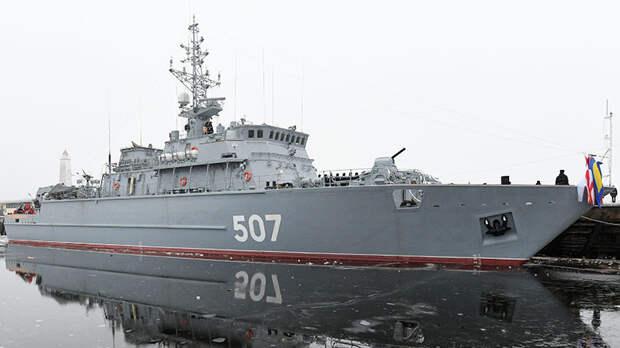 Корабль противоминной обороны «Александр Обухов» в Санкт-Петербурге
