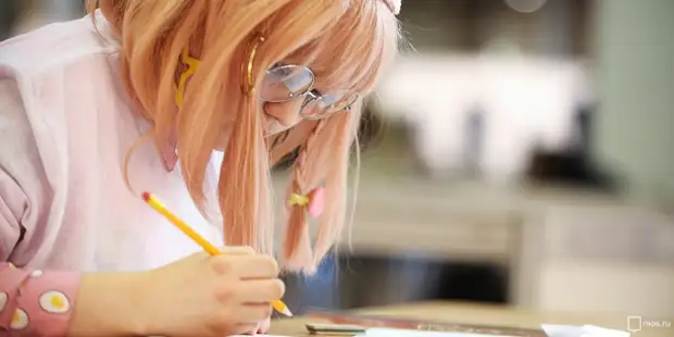 В центре на бульваре Генерала Карбышева стартовал конкурс рисунков