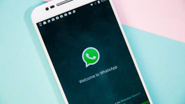 WhatsApp will now label forwarded messages.