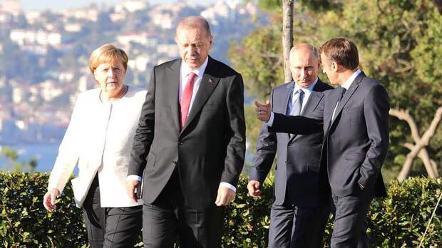 Игра заканчивается? Что решили по Сирии лидеры «четверки» на саммите в Стамбуле