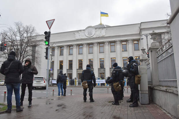 Политиков Украины оскорбила депутат Европарламента: "Они все там употребляют?"