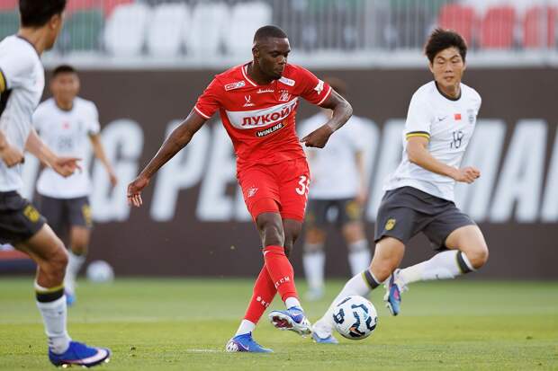 «Спартак» сыграл вничью со сборной Китая в первом матче под руководством Карседо